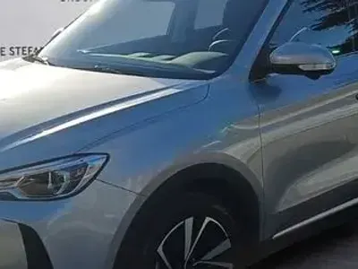 Nuova MG ZS Luxury 102 CV (75 kW) 2026 Verde SUV