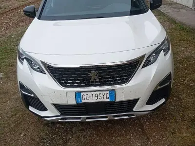Usata Peugeot 3008 180 CV (132 kW) 2019 Bianco SUV