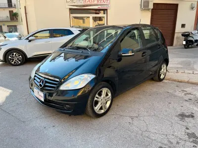 Usata Mercedes A180 Executive 109 CV (80 kW) 2010 Nero Monovolume