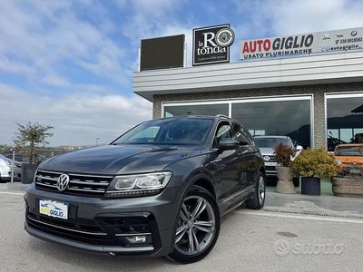 Usata VW Tiguan R-line 149 CV (109 kW) 2020 Grigio SUV