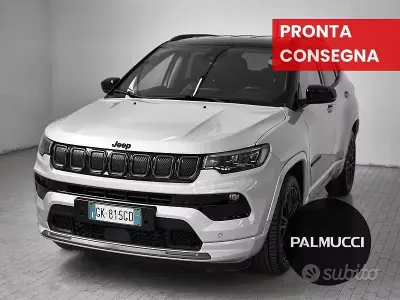 Usado Jeep Compass 131 CV (96 kW) 2022 Gris SUV