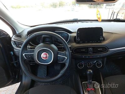 Usata Fiat Tipo Lounge 120 CV (88 kW) 2017 Blu Station wagon