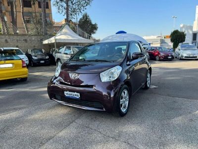 usata Toyota iQ 1.0 - NEOPATENTATI