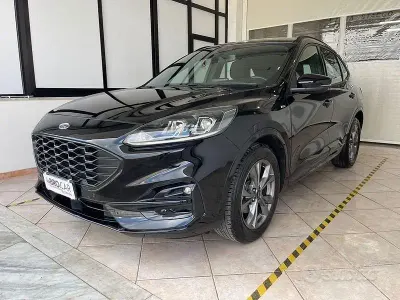 Usata Ford Kuga ST-Line 120 CV (88 kW) 2022 Nero SUV