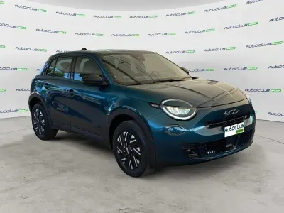 Usata Fiat 600 101 CV (74 kW) 2025 Verde SUV