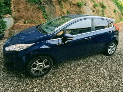 Usata Ford Fiesta Business Edition 95 CV (69 kW) 2017 Blu/azzurro Utilitaria
