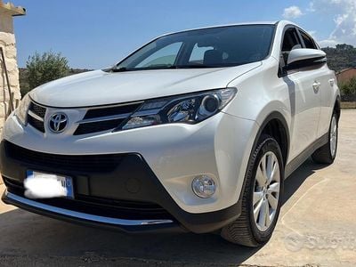 Usata Toyota RAV4 Edition 150 CV (110 kW) 2014 Bianco SUV