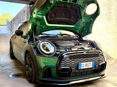 Usata Mini John Cooper Works 178 CV (130 kW) 2022 Verde Utilitaria