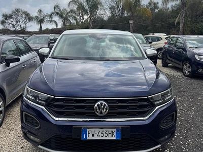 Usata VW T-Roc Style 116 CV (85 kW) 2019 Blu SUV