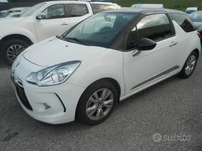 Usata Citroën DS3 So Chic 82 CV (60 kW) 2013 Bianco pastello Utilitaria