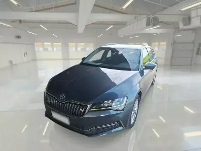 Usata Skoda Superb Executive 156 CV (114 kW) 2020 Station wagon