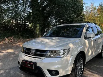 Usata Fiat Freemont Urban 170 CV (125 kW) 2014 Bianco SUV