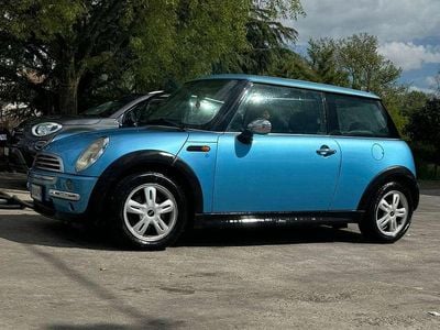 Usata Mini One D 75 CV (55 kW) 2004 Blu/azzurro Utilitaria