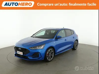 Käytetty Ford Focus 155 HP (114 kW) 2023 Sininen Sedan
