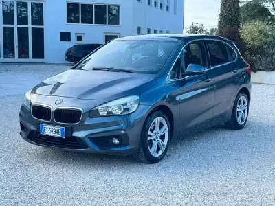 Usata BMW 216 Active Tourer Sport Line 116 CV (85 kW) 2015 Grigio Monovolume