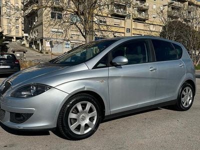 Usata Seat Altea 105 CV (77 kW) 2005 Grigio Monovolume