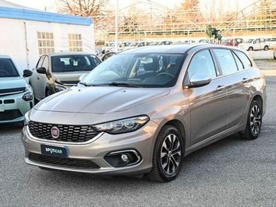 Usata Fiat Tipo Lounge 120 CV (88 kW) 2020 Beige Station wagon