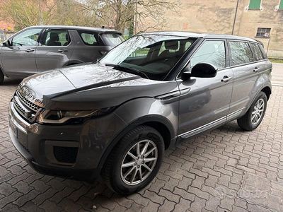 Usata Land Rover Range Rover evoque SE Dynamic 150 CV (110 kW) 2016 Grigio SUV