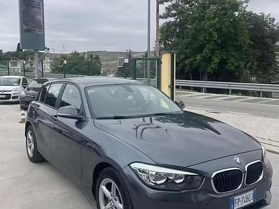 Usata BMW 118 149 CV (109 kW) 2018 Grigio Utilitaria