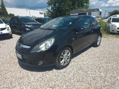 Usata Opel Corsa Sport 90 CV (66 kW) 2009 Nero Utilitaria