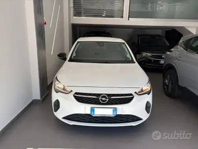 Usata Opel Corsa Edition 102 CV (75 kW) 2022 Bianco Utilitaria