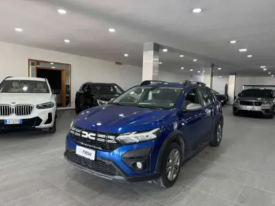 Usata Dacia Sandero Comfort 101 CV (74 kW) 2023 Blu/azzurro Berlina