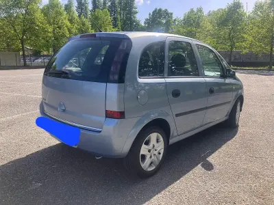 Usata Opel Meriva 95 CV (69 kW) 2010 Monovolume