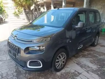 Usata Citroën Berlingo Feel 102 CV (75 kW) 2023 Other Monovolume