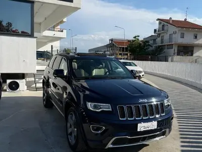 Usata Jeep Grand Cherokee Overland 250 CV (183 kW) 2014 Blu SUV