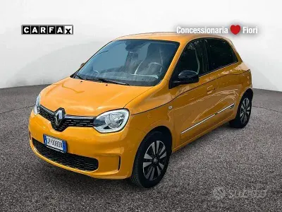 Usata Renault Twingo Techno 60 kW (82 CV) 2023 Giallo Utilitaria