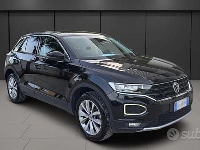 Usata VW T-Roc Business 150 CV (110 kW) 2020 Nero SUV