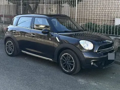 Usata Mini Countryman 143 CV (105 kW) 2015 Nero SUV