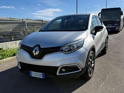 Usata Renault Captur Iconic 90 CV (66 kW) 2018 Grigio SUV