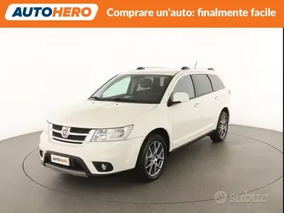 Usata Fiat Freemont Lounge 170 CV (125 kW) 2015 Bianco SUV