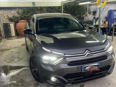 Usata Citroën C4 Shine 131 CV (96 kW) 2023 Grigio SUV