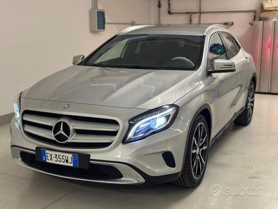 Mercedes GLA220