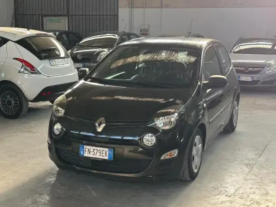 Usado Renault Twingo Dynamique 76 HP (55 kW) 2014 Preto Citadino