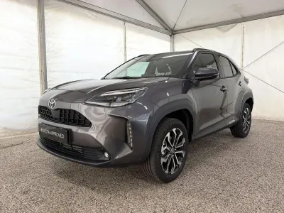Nuova Toyota Yaris Cross Trend 116 CV (85 kW) 2026 Grigio SUV