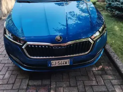 Usata Skoda Octavia G-TEC Style 131 CV (96 kW) 2022 Bluazzurro Station wagon