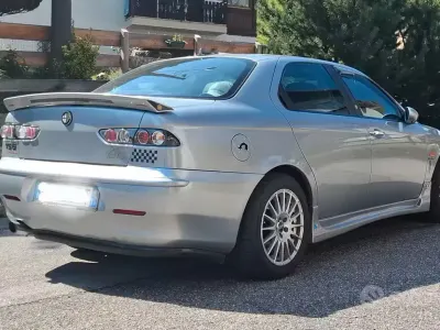 Usata Alfa Romeo 156 120 CV (88 kW) 2002 Grigio Berlina