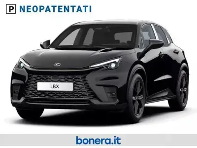Nuova Lexus LBX 136 CV (100 kW) 2026 Nero SUV