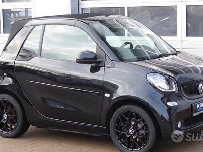 Nero Usata 2019 Smart ForTwo Cabrio Cabrio | 16.400 € (Buon prezzo)