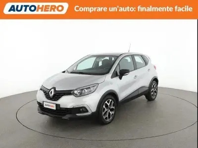 Usata Renault Captur Life 90 CV (66 kW) 2018 Argento SUV