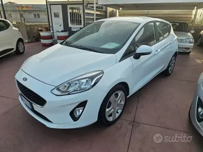 Usata Ford Fiesta 86 CV (63 kW) 2020 Bianco Utilitaria