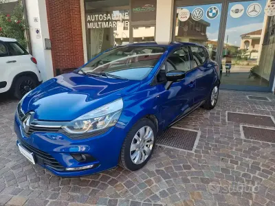 Usata Renault Clio IV Zen 76 CV (55 kW) 2019 Blu/azzurro Berlina