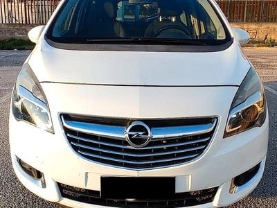 Bianco Usata 2014 Opel Meriva Cosmo Monovolume | 1900 € (Ottimo prezzo)