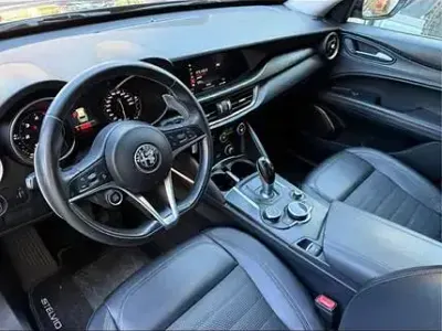 Usata Alfa Romeo Stelvio 210 CV (154 kW) 2018 Bluazzurro SUV