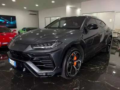 Usata Lamborghini Urus 650 CV (478 kW) 2019 Grigio SUV