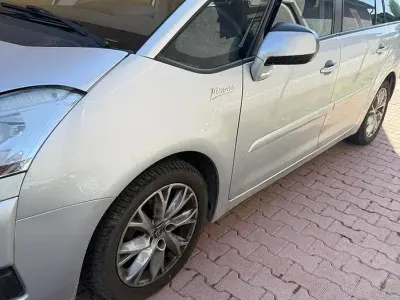Usata Citroën C4 Picasso 2010 Grigio Monovolume