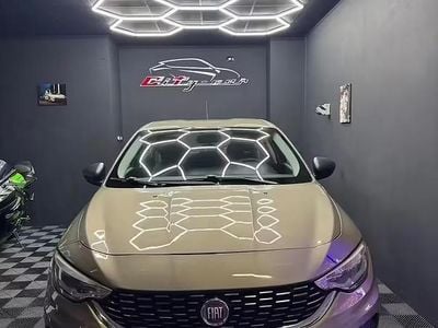 Usata Fiat Tipo Easy 95 CV (69 kW) 2019 Marrone Berlina